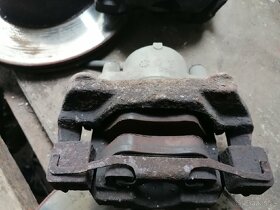 Brzdové strmene bmw e39 e46 e53 e60 e70 - 5