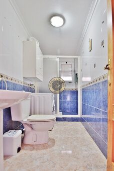 Apartmán 4+kk s bazénom a terasou Torrevieja-Španielsko - 5
