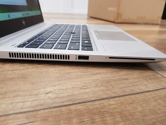 HP EliteBook 840 G5 - 5