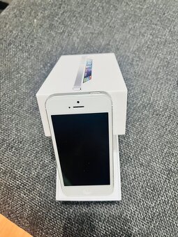 iPhone 5 - 5