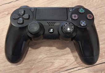 Sony PS4 slim 1TB - 5