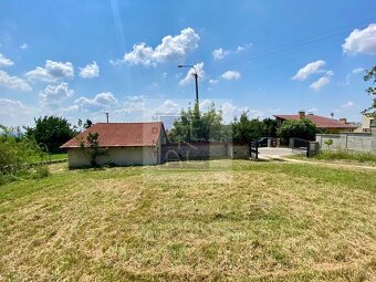 NA PREDAJ STAVEBNÝ POZEMOK NITRA - ZOBOR, HORNOZOBORSKÁ UL. - 5