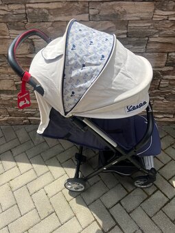 Inglesina Quid Vespa – ľahký skladací kočík s príslušenstvom - 5