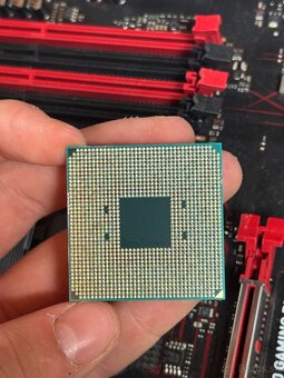 Procesor AMD ryzen 5 2600 - 5