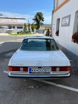 Mercedes Benz 230CE C123 Coupe /w123 - rv 1982 Biele SPZ - 5