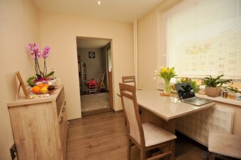 ZĽAVA -3000 eur - 3 izb. byt po rekonštrukcii, 2X BALKÓN - 5