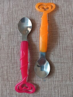 2ks zaujímavé lyžičky - dĺžka 18 cm - cena za obe - 5