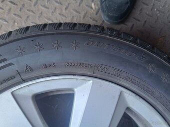 Predam 225/55/16 zimne - 5
