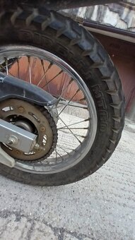 Honda XR 125L Enduro r.v. 06/2004 - 5