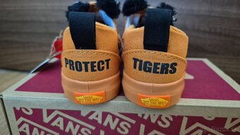 Vans slip on topanocky NOVE,velkost 23.5 - 5