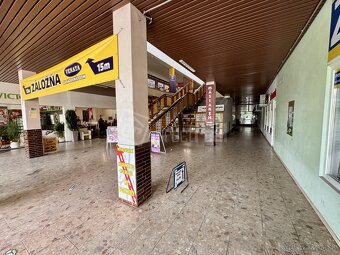 Kancelárske a obchodné priestory v známej štvrti Popr… - 5