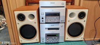 Goldstar Boombox ,Sony - 5