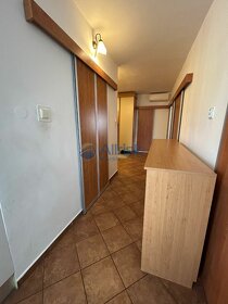 Príjemný 4-izbový byt po rekonštrukcii v obľúbenej lokalite  - 5