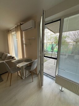 Kompletne zariadený 2-izbový byt s predzáhradkou - 5