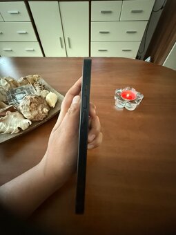 iPhone 14 - 5