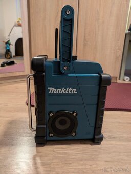 Stavebné rádio Makita BMR102 s komplet príslušenstvom - 5
