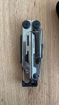 Leatherman signal - 5