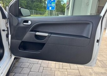 Ford Fiesta 2.0 ST benzín manuál 110 kw - 5