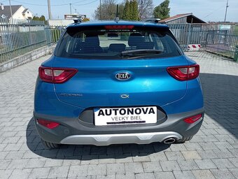 Kia Stonic 1,2i  62kW, M6 r.2021 - 5