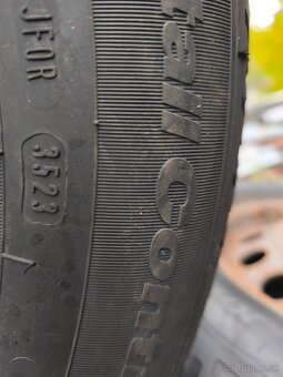 Plechové disky 5x114,3 r16 a zimné gumy 215/60r16 99H - 5