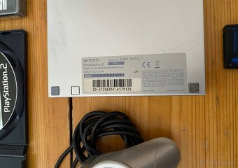 PlayStation 2 PS2 Konzola 4x hra 2x ovládač Strieborná - 5