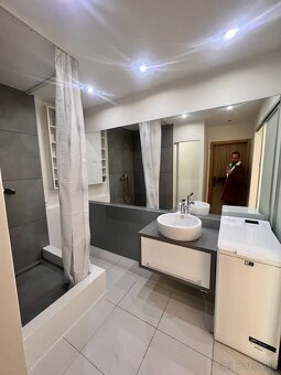 Nasťahuj sa- Kompletne zrenovovaný a zariadený 3 izbový byt - 5