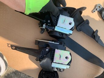 predni pasy vw tiguan ii 2 15- pravy levy automa - 5