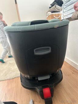 Predam autosedacku britax romer dualfic - 5