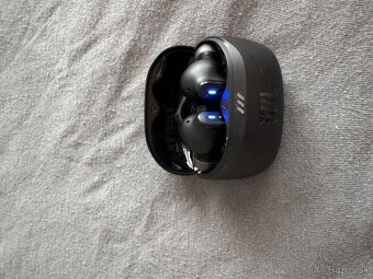 Bezdrôtové slúchadlá JBL Tune Beam 2 – čierne - 5