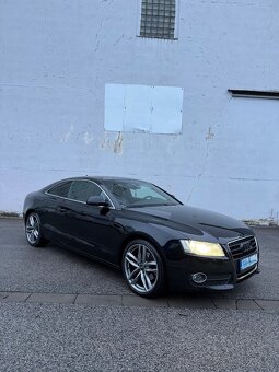 Audi A5 Coupé 2.0 TFSI, manuál, 2009 - 5