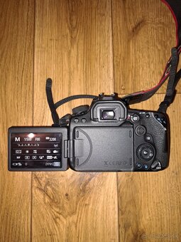 Canon EOS 90D - 5