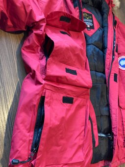 Canada Goose páperová dámska parka - 5