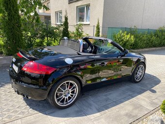 AUDI TT Roadster 2.0 TFSI 6.st manuál, 147kw - 5