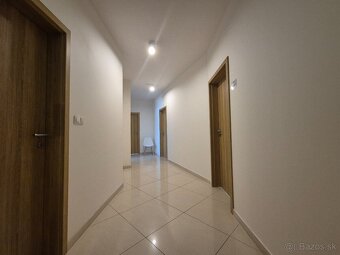 Prenájom kancelárie 32m2 s parkovaním v centre Prešova - 5