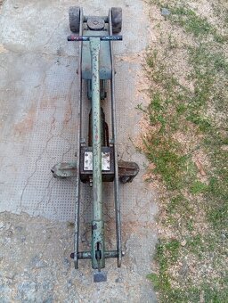 Hydraulický zdvihák.,. - 5