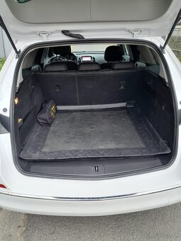 Opel ASTRA SPORTS TOURER - 5