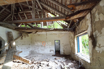 Na predaj usadlosť na samote s veľkým pozemkom (12ha) Okoč - 5