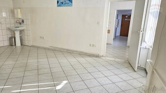 Prenájom 63 m2 komerčného priestoru “ambulancia“, ul. Farská - 5