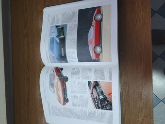 ENCYKLOPÉDIA KLASICKÝCH AUTOMOBILOV - 5