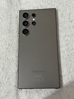 Predám Samsung Galaxy S24 Ultra 12GB Rám 512GB Black Titan - 5