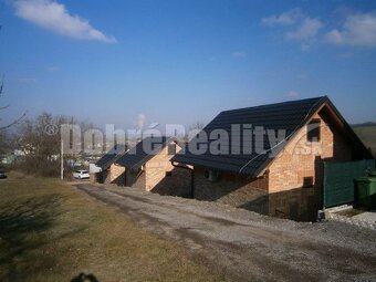 Chatkový komplex šiestich chát na predaj v obci Podhájska - 5