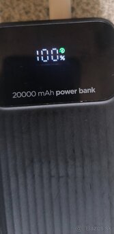 Predám Powerbank 20 000 mAh - 5