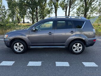 Mitsubishi Outlander 2.0D 7-miest 103KW 4x4 - 5