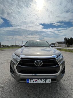 TOYOTA HILUX 150 kw automat - 5