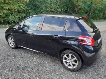 Peugeot 208 1.2 PureTech 60kW - 5