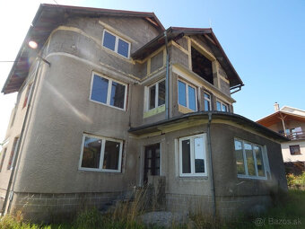 EXKLUZÍVNE-SPEKTRUM REALITY- Na predaj 7-izbový rodinný dom - 5