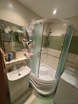 Predaj 1i byt po rekonštrukcii Brezno, 2 loggie, 2 výťahy - 5