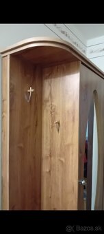 Predám šatníkovú skriňu na chodbu, skriňa. - 5