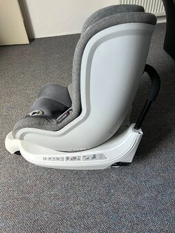 Predám autosedačku Petite Mars - Reversal Air 360o - 5