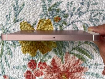 Iphone SE (2016) - 5